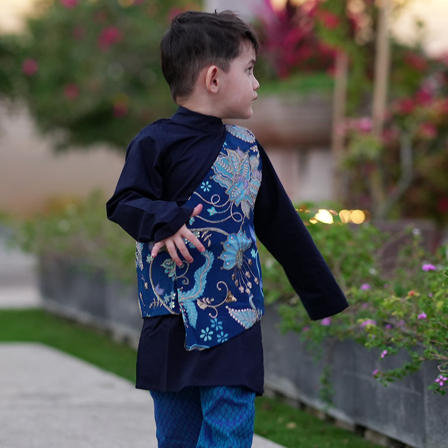 Asymmetric Jacket with Round Neck Kurti & Trousers